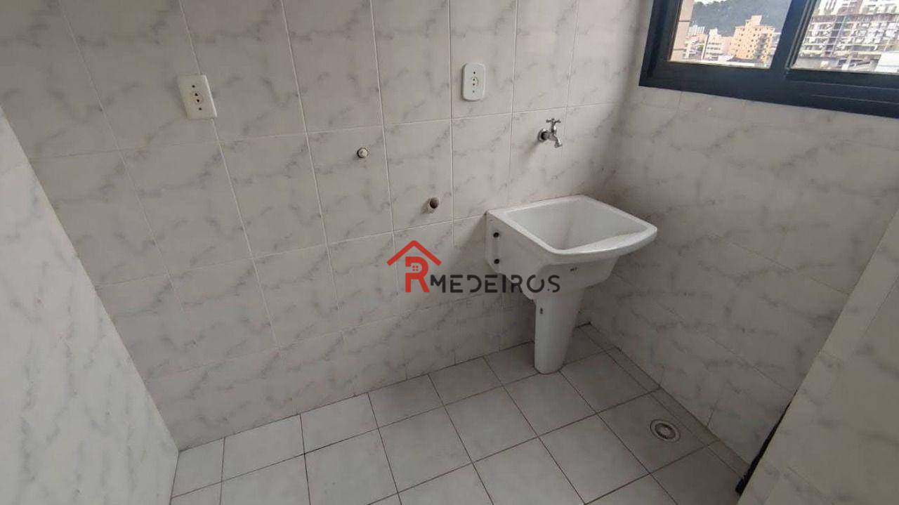 Apartamento à venda com 2 quartos, 70m² - Foto 17