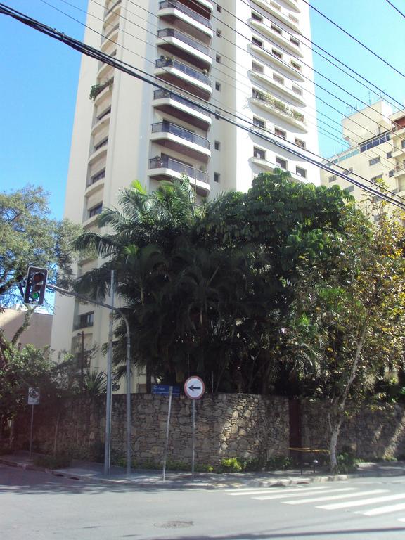 Apartamento à venda com 4 quartos, 156m² - Foto 1