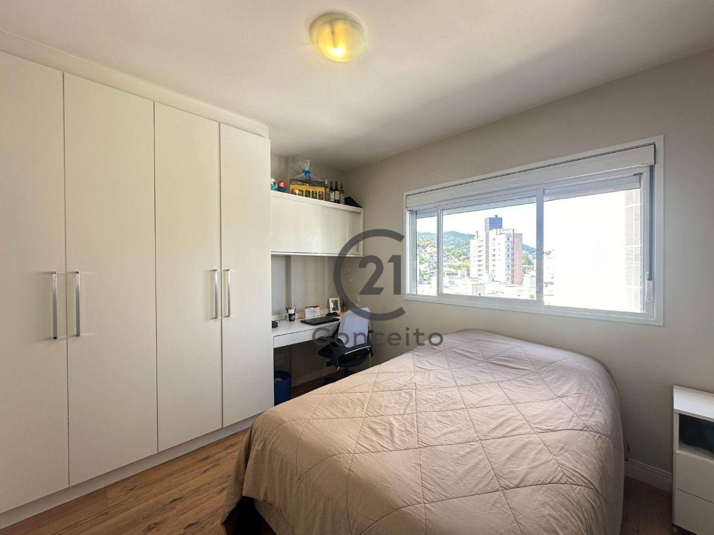 Apartamento à venda com 4 quartos, 167m² - Foto 12