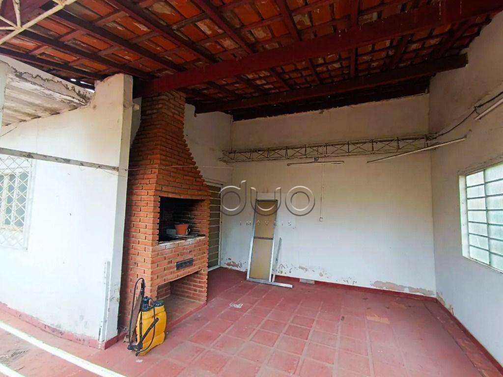 Casa à venda com 3 quartos, 232m² - Foto 31