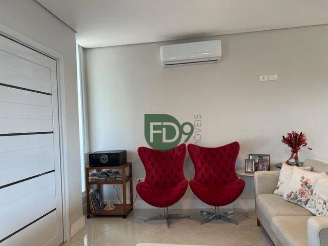 Casa de Condomínio à venda com 4 quartos, 217m² - Foto 11