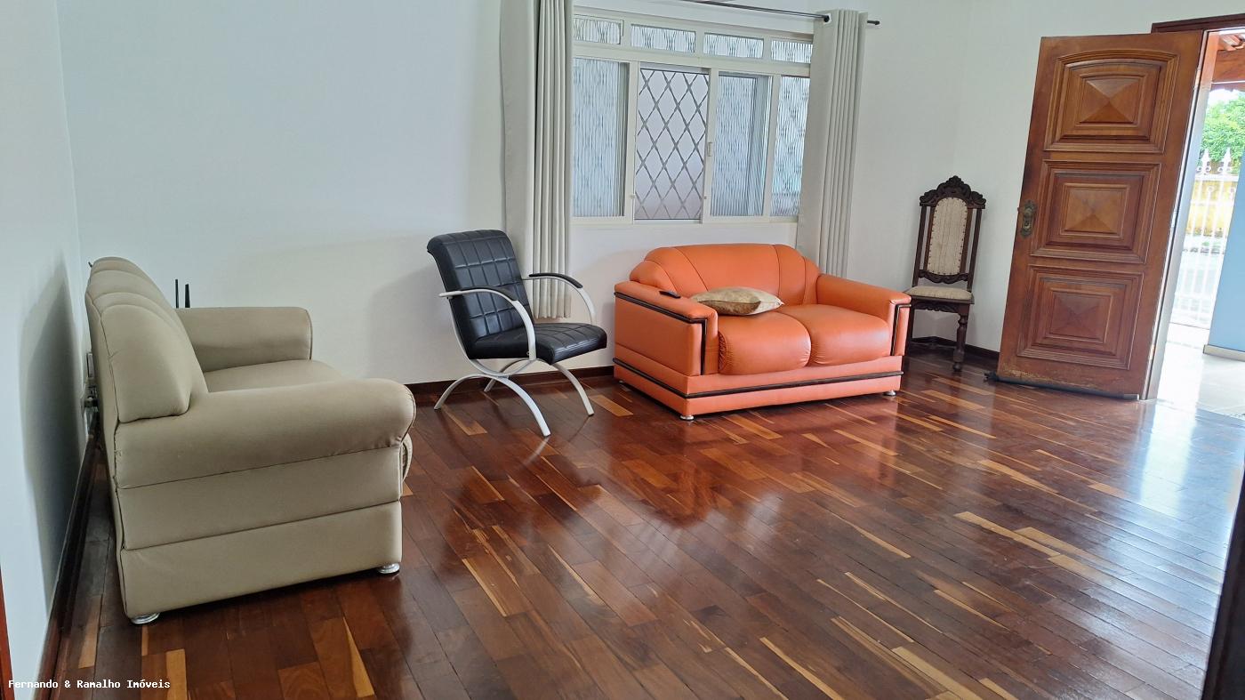 Casa para alugar com 3 quartos, 300m² - Foto 5