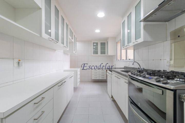 Apartamento para alugar com 3 quartos, 198m² - Foto 10