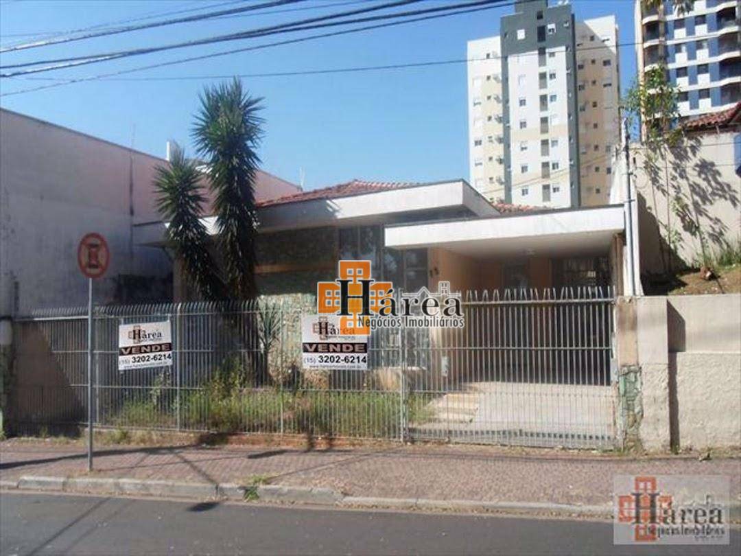 Casa à venda com 4 quartos, 300m² - Foto 2