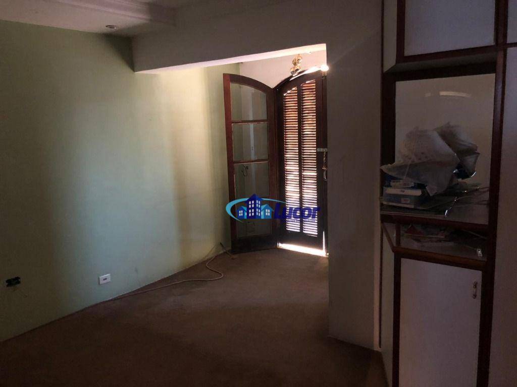 Sobrado à venda com 2 quartos, 220m² - Foto 7