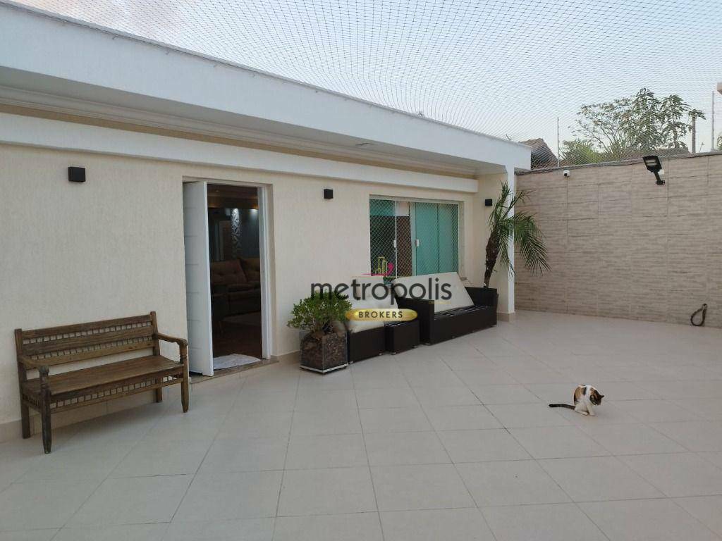 Casa à venda e aluguel com 3 quartos, 270m² - Foto 3