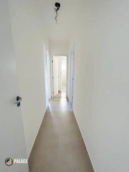 Apartamento à venda com 3 quartos, 143m² - Foto 13