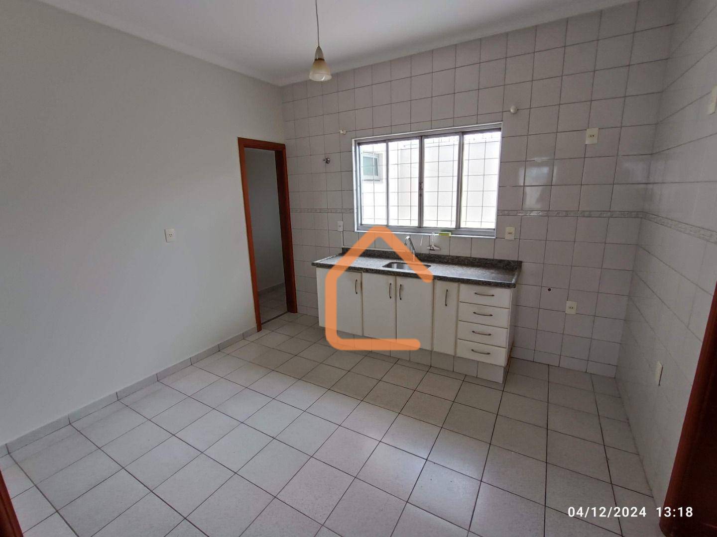 Apartamento à venda com 3 quartos, 150m² - Foto 7