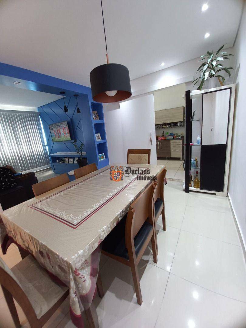 Apartamento à venda com 2 quartos, 79m² - Foto 4