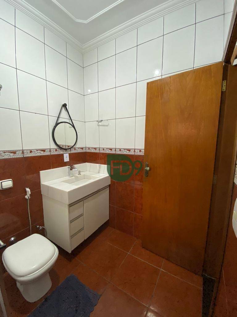 Casa à venda com 3 quartos, 151m² - Foto 6