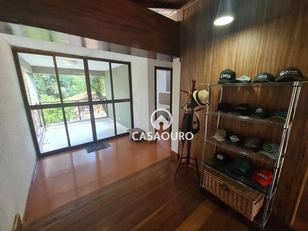 Casa de Condomínio à venda com 3 quartos, 350m² - Foto 20