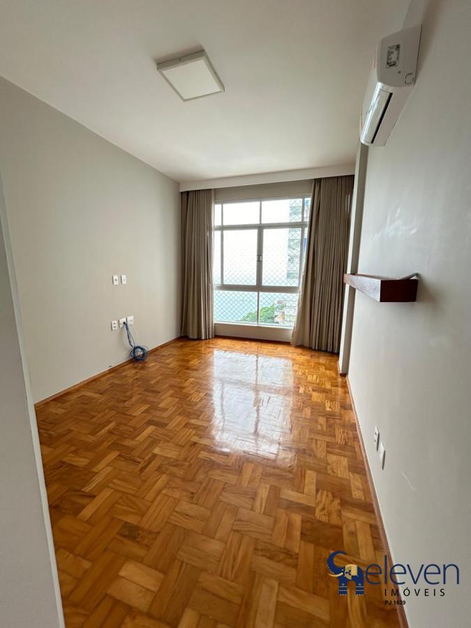 Apartamento à venda com 4 quartos - Foto 3