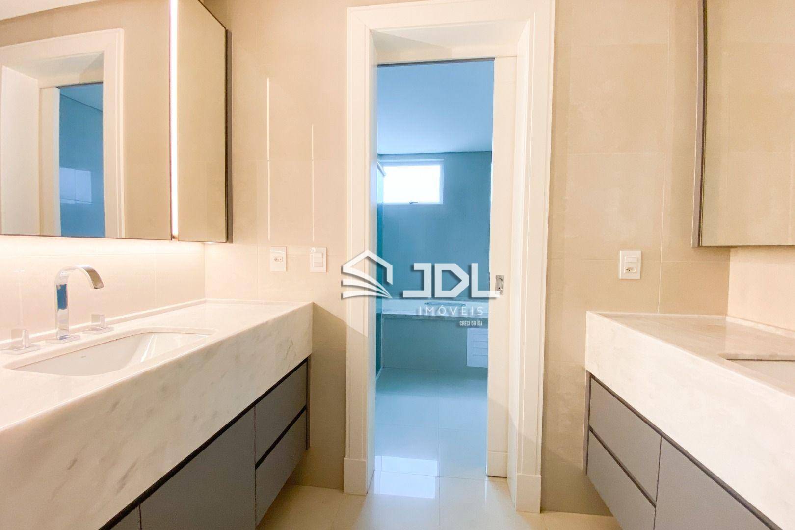 Apartamento à venda com 3 quartos, 255m² - Foto 27
