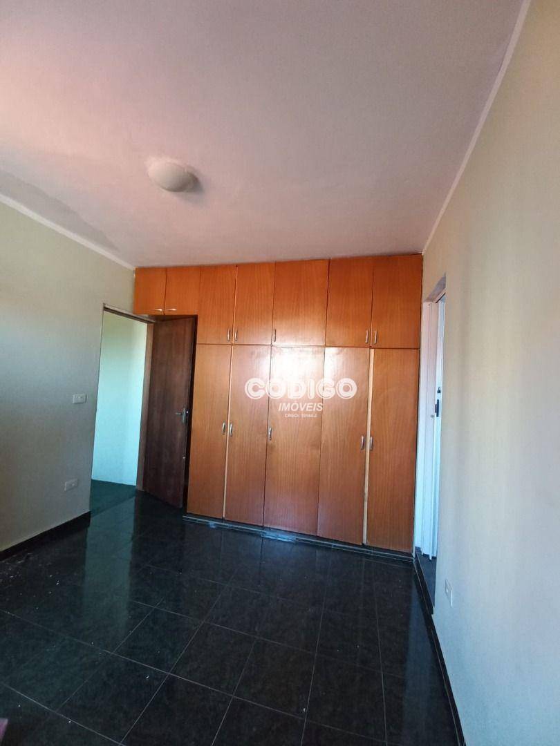 Sobrado para alugar com 3 quartos, 110m² - Foto 4