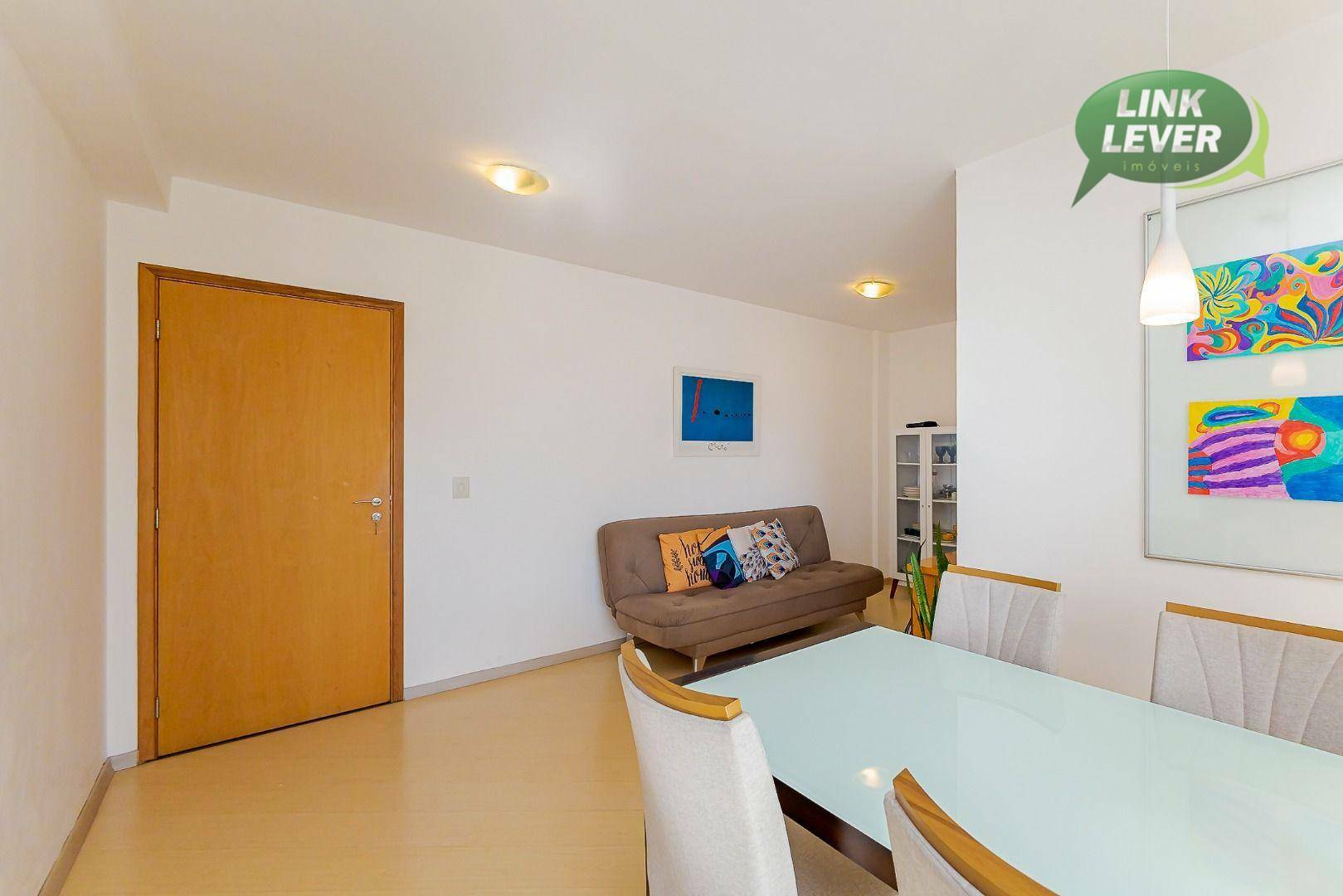 Apartamento à venda com 2 quartos, 67m² - Foto 7