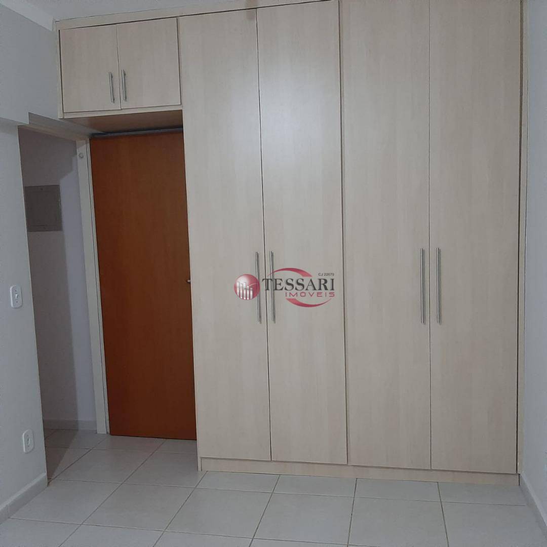 Apartamento para alugar com 2 quartos, 70m² - Foto 7