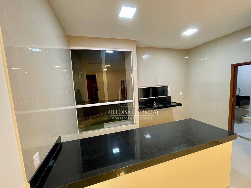 Casa à venda com 3 quartos, 162m² - Foto 6