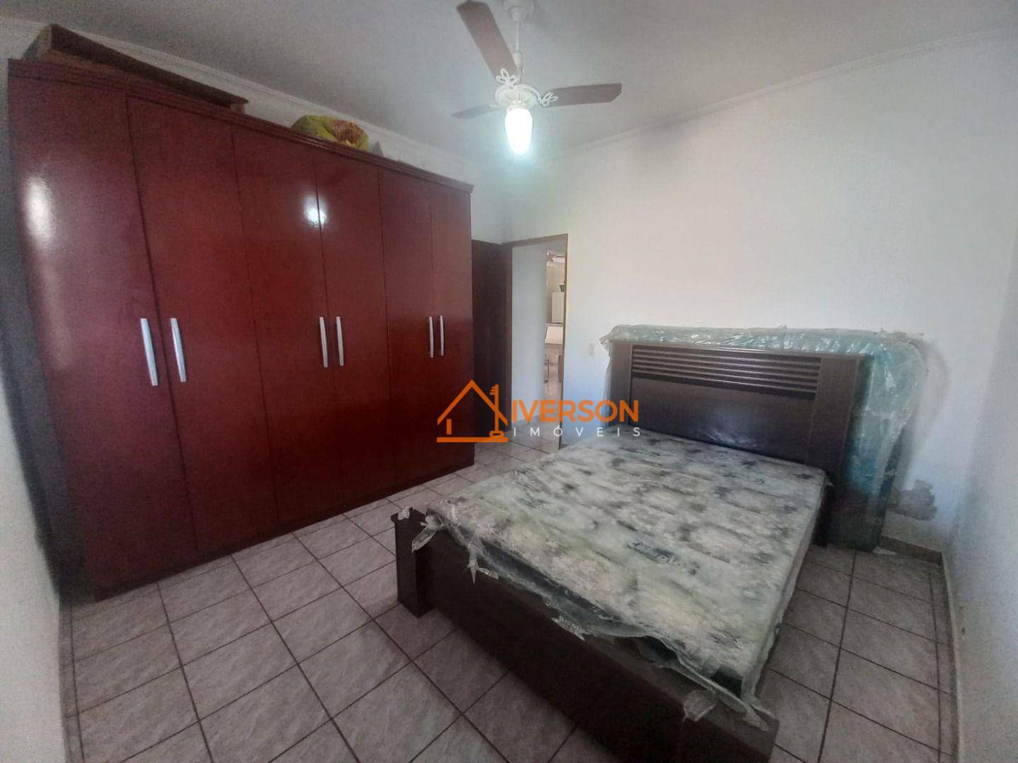 Casa à venda com 3 quartos, 180m² - Foto 9