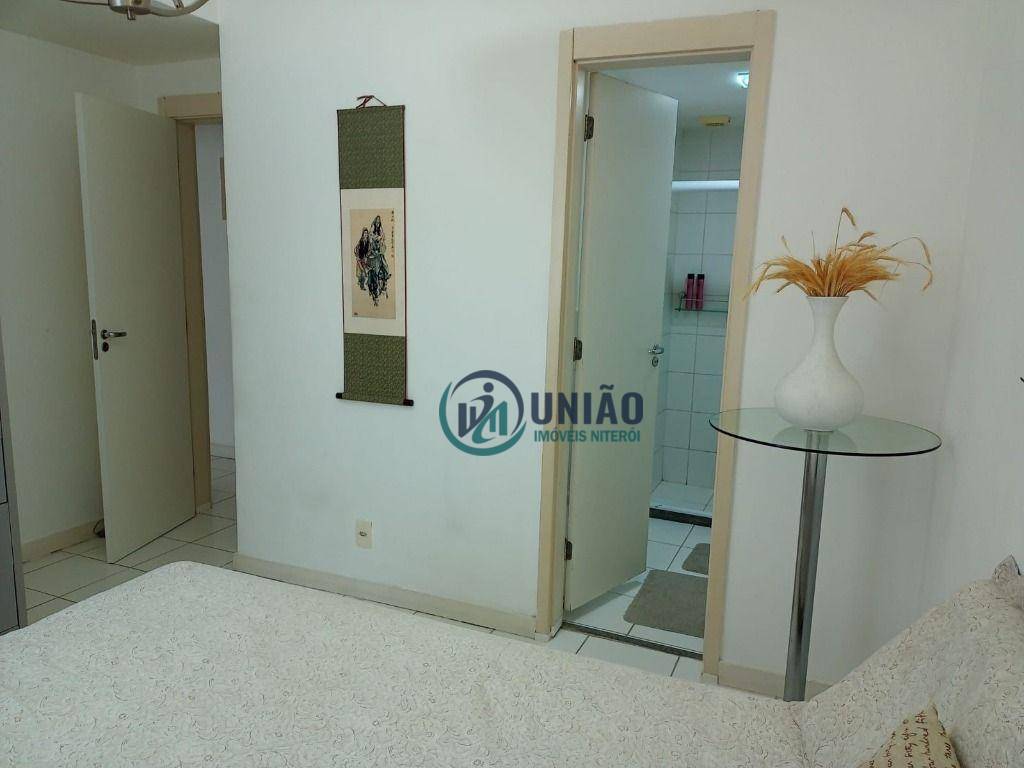 Apartamento à venda com 2 quartos, 65m² - Foto 8