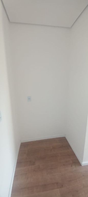 Apartamento à venda com 1 quarto, 32m² - Foto 29