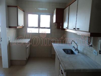 Apartamento para alugar com 3 quartos, 180m² - Foto 15