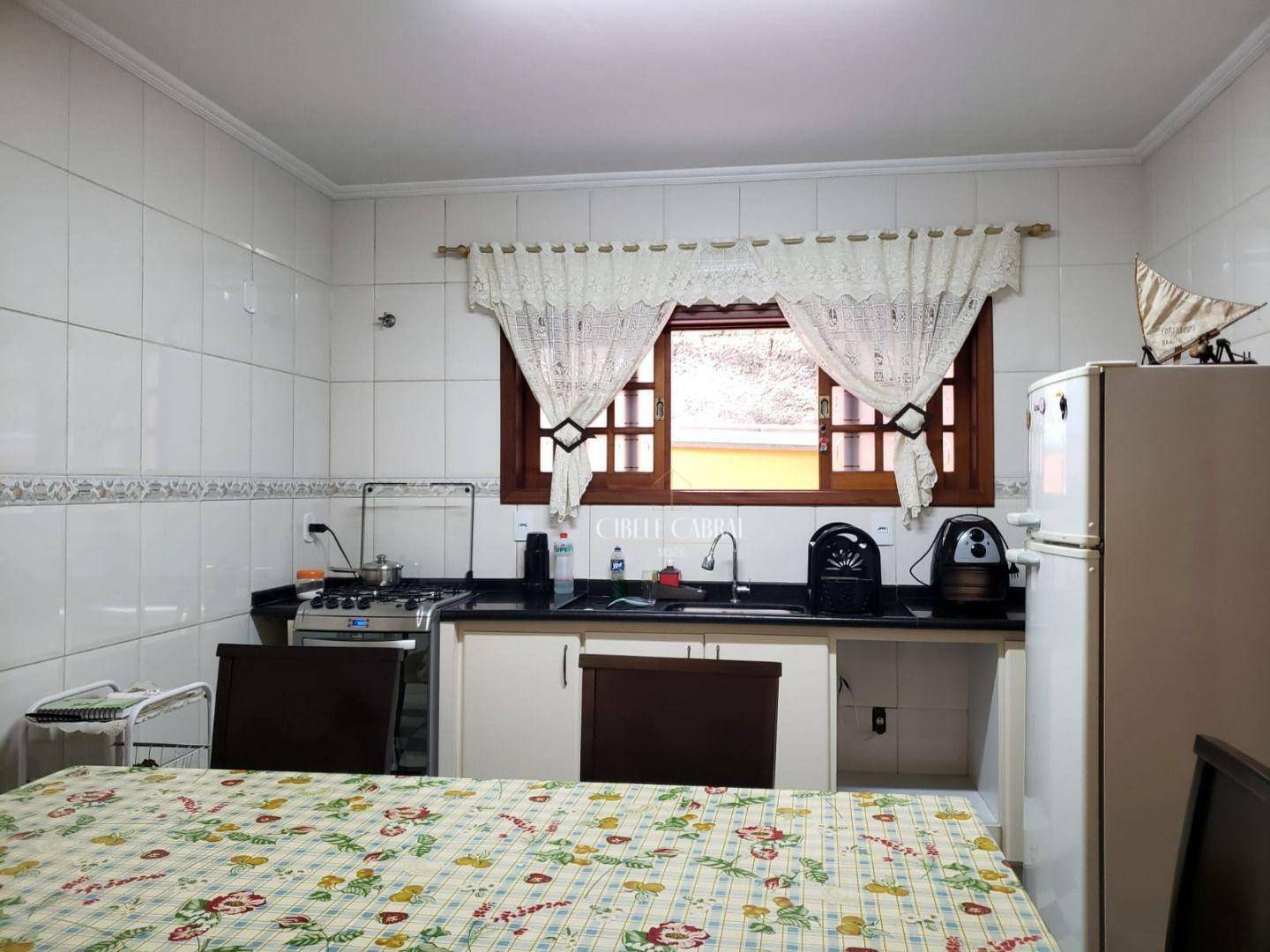 Casa à venda com 3 quartos, 233m² - Foto 11