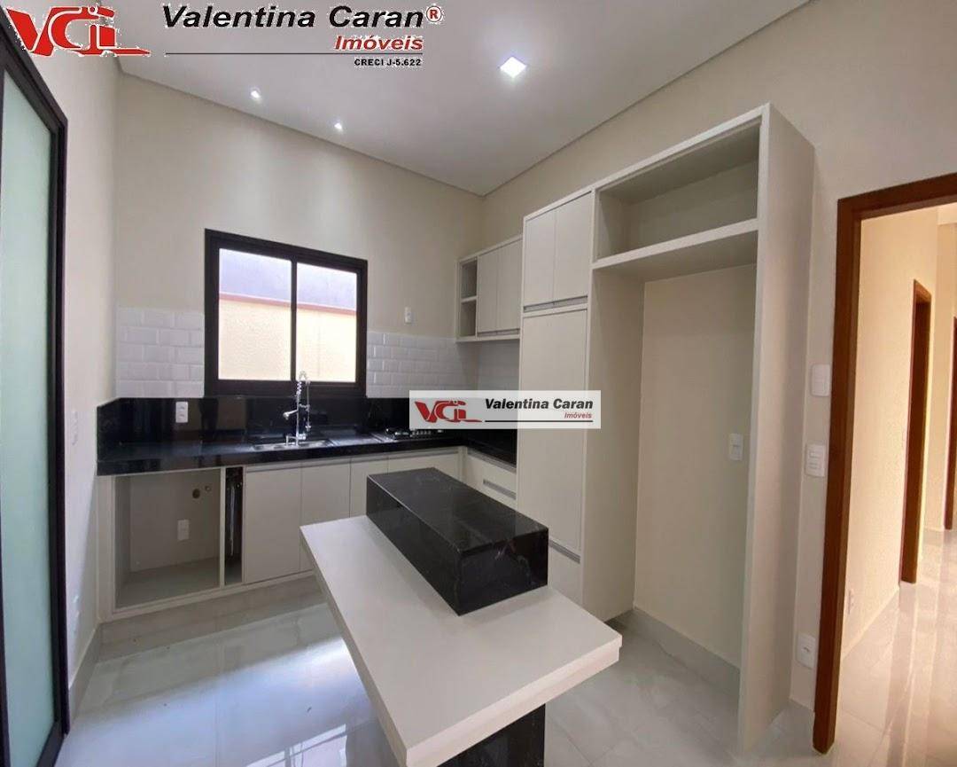 Casa de Condomínio à venda com 3 quartos, 191m² - Foto 3