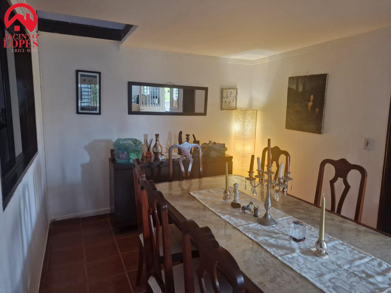 Casa à venda com 3 quartos, 200m² - Foto 42