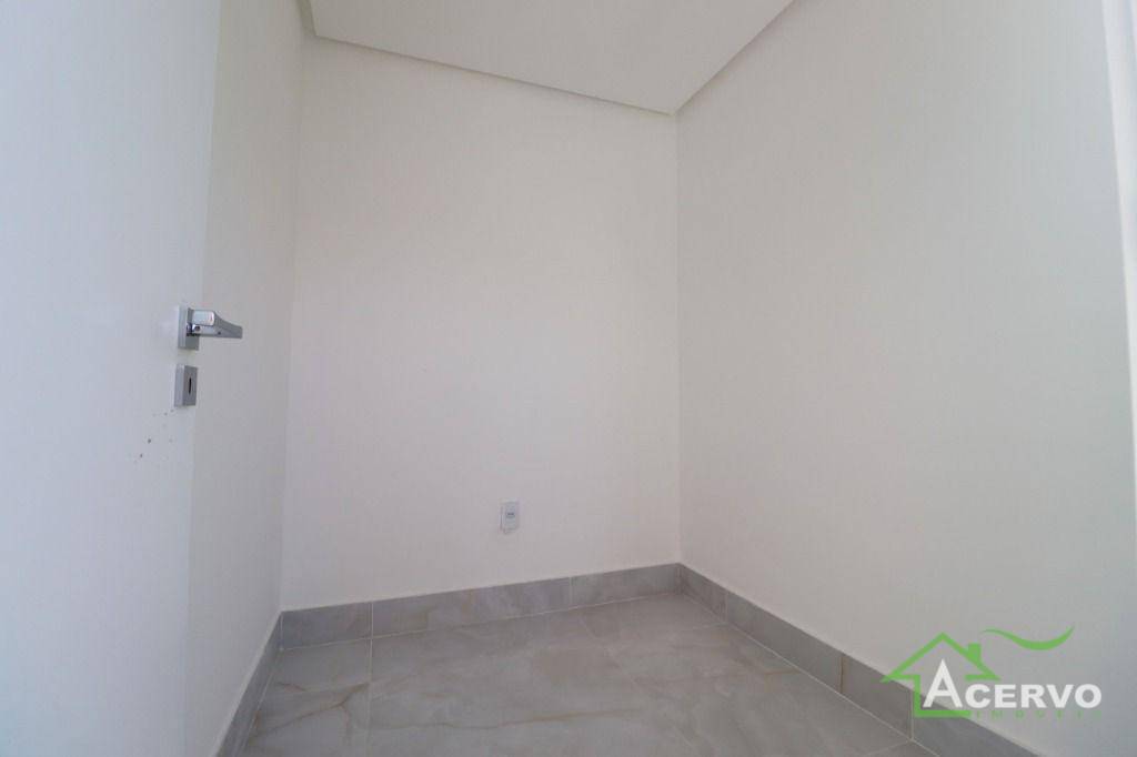 Apartamento à venda com 4 quartos, 190m² - Foto 11