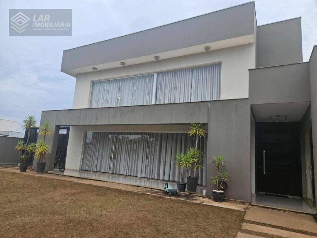 Casa de Condomínio para alugar com 4 quartos, 500m² - Foto 41