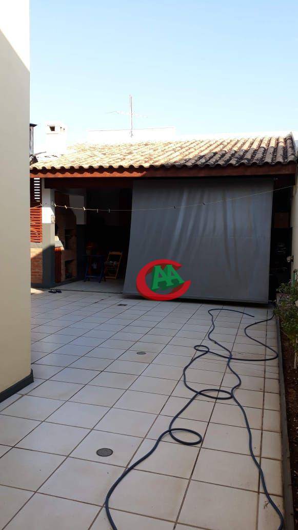 Sobrado à venda com 2 quartos, 196m² - Foto 3