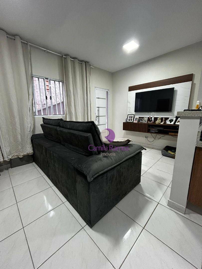 Sobrado à venda com 2 quartos, 71m² - Foto 1