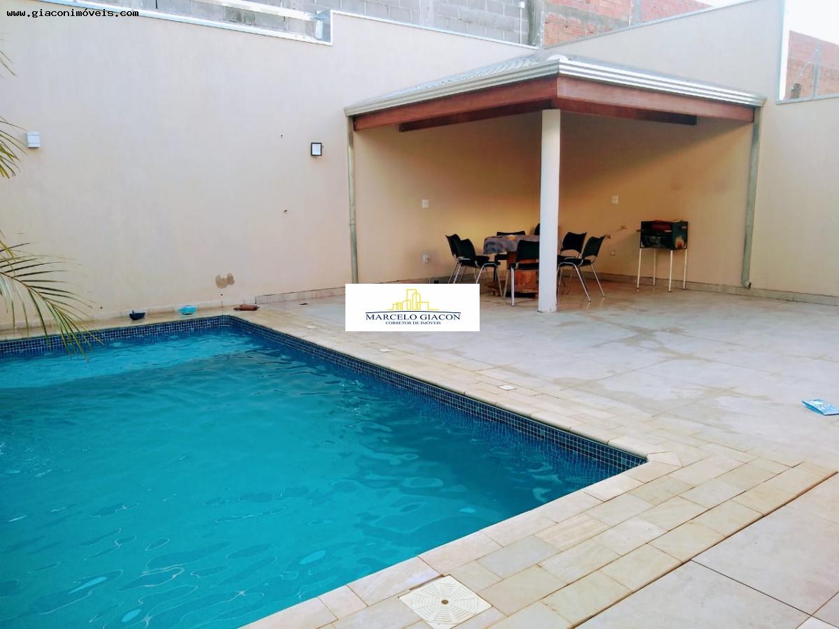 Sobrado à venda com 3 quartos, 250m² - Foto 11