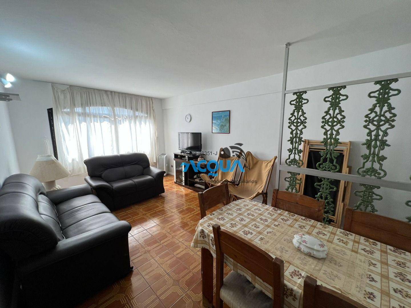 Apartamento à venda com 2 quartos, 75m² - Foto 1