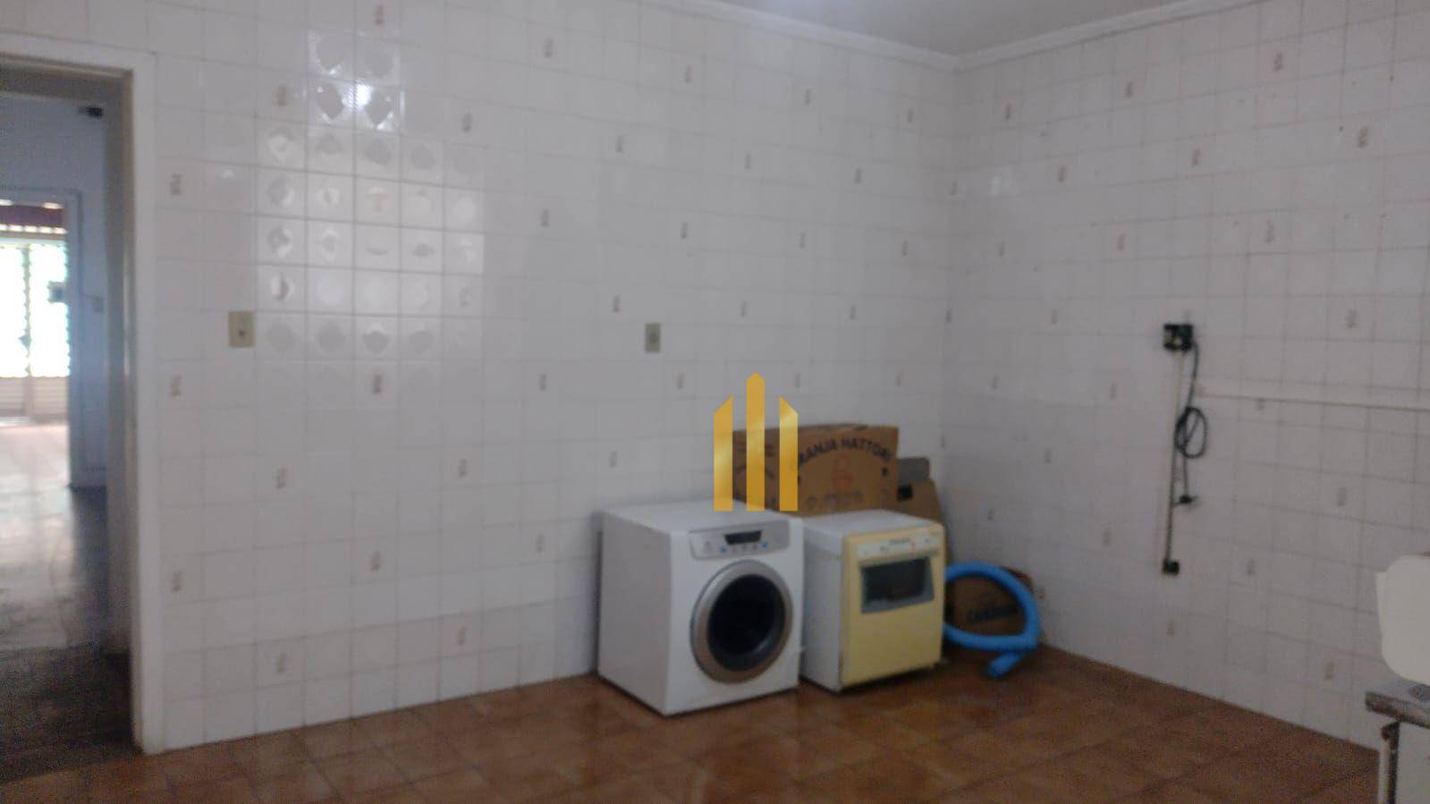 Sobrado à venda com 2 quartos, 130m² - Foto 32