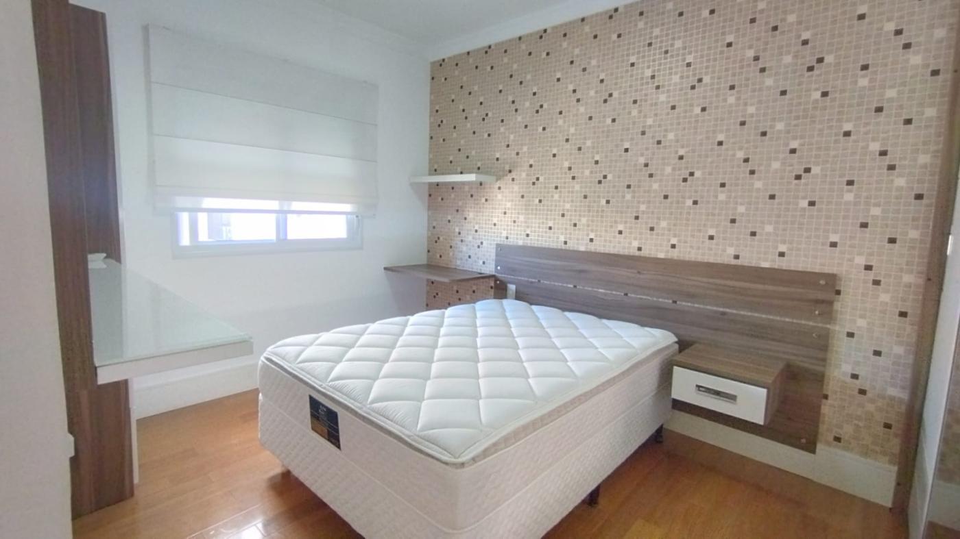 Apartamento para alugar com 3 quartos, 207m² - Foto 23