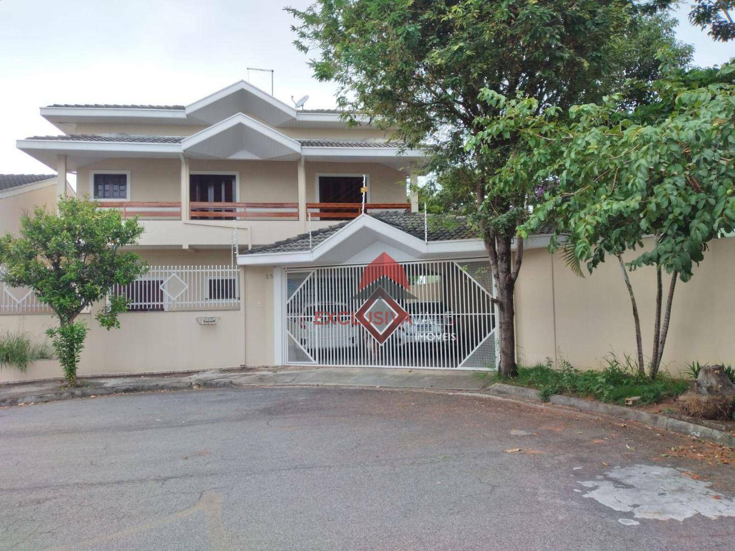 Casa à venda e aluguel com 3 quartos, 310m² - Foto 1