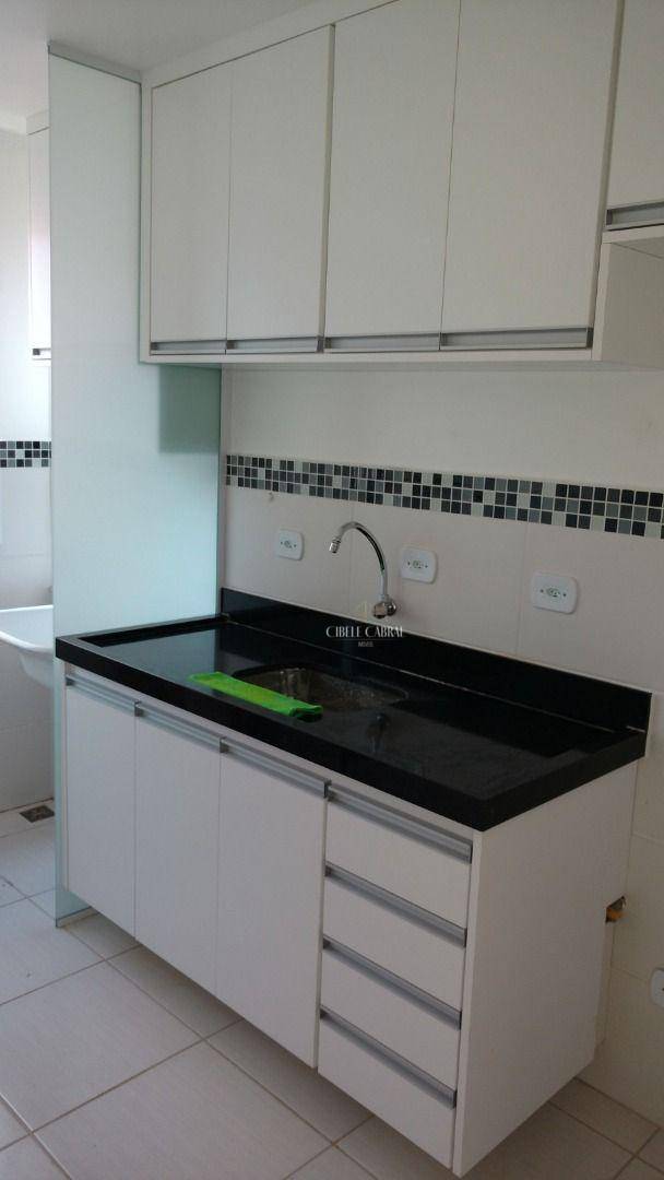 Apartamento à venda com 3 quartos, 65m² - Foto 3