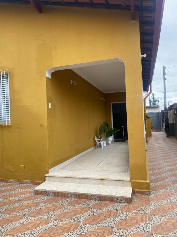 Casa à venda com 3 quartos, 166m² - Foto 1