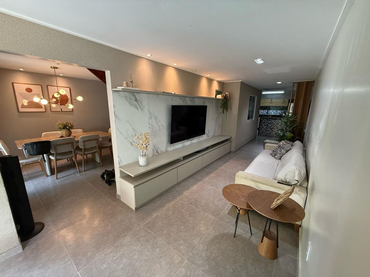 Casa de Condomínio à venda com 3 quartos, 120m² - Foto 2