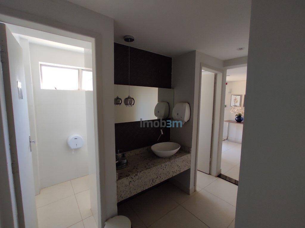 Apartamento para alugar com 3 quartos, 91m² - Foto 17