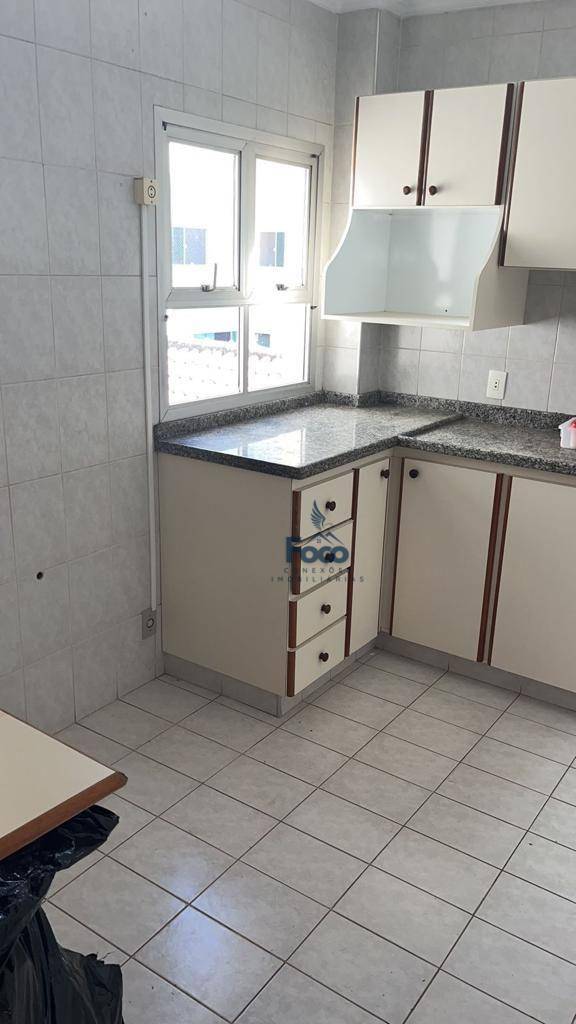 Apartamento à venda com 2 quartos, 90m² - Foto 3