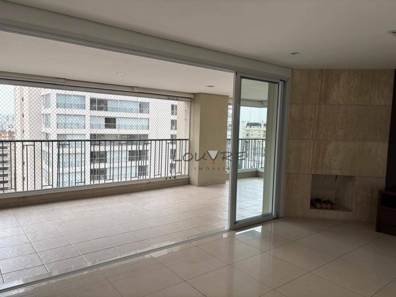 Apartamento à venda e aluguel com 4 quartos, 223m² - Foto 10