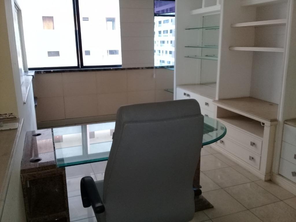 Apartamento à venda com 5 quartos, 217m² - Foto 8