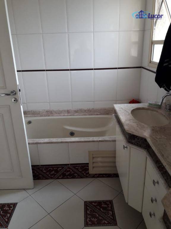 Apartamento à venda com 3 quartos, 185m² - Foto 39