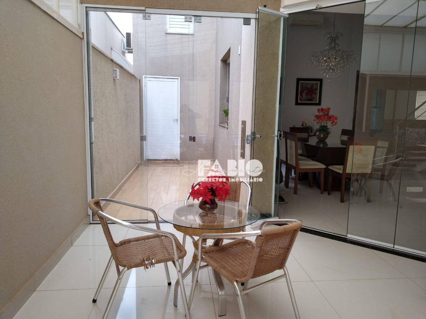 Casa de Condomínio à venda com 4 quartos, 340m² - Foto 21