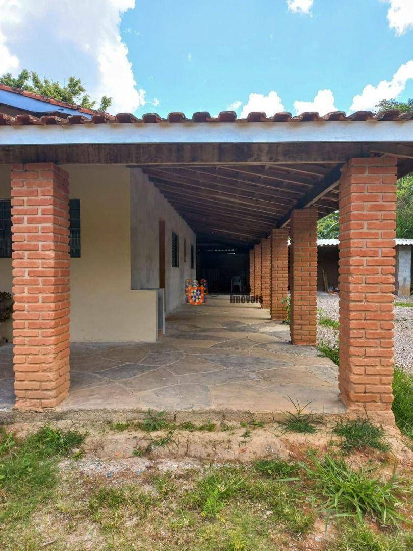 Chácara à venda com 4 quartos, 265m² - Foto 13