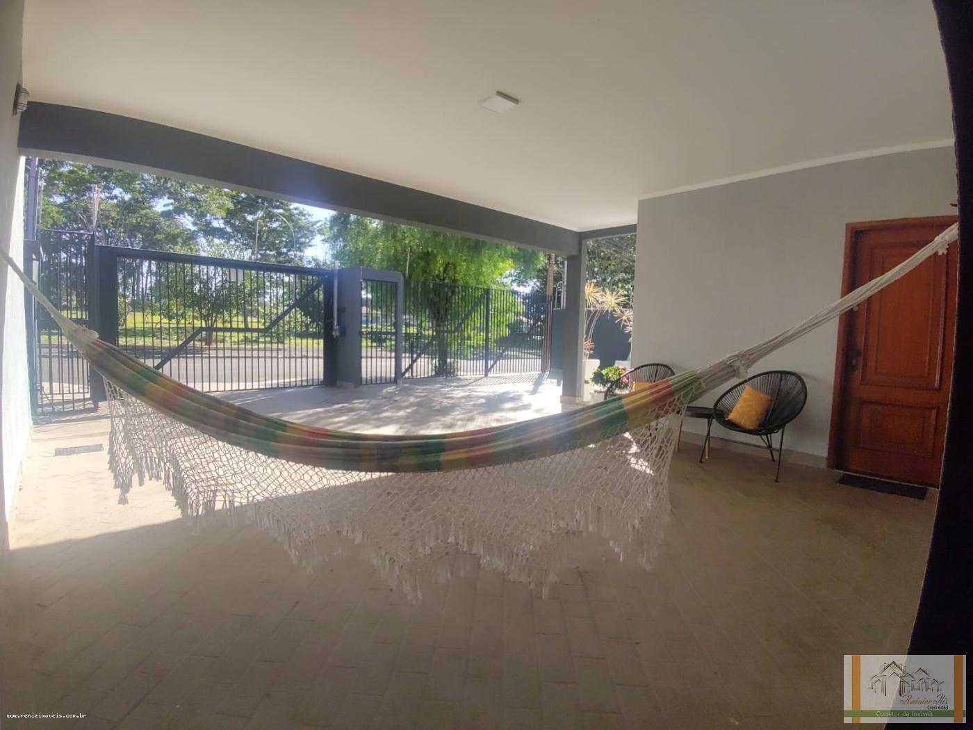 Casa à venda com 4 quartos, 360m² - Foto 4