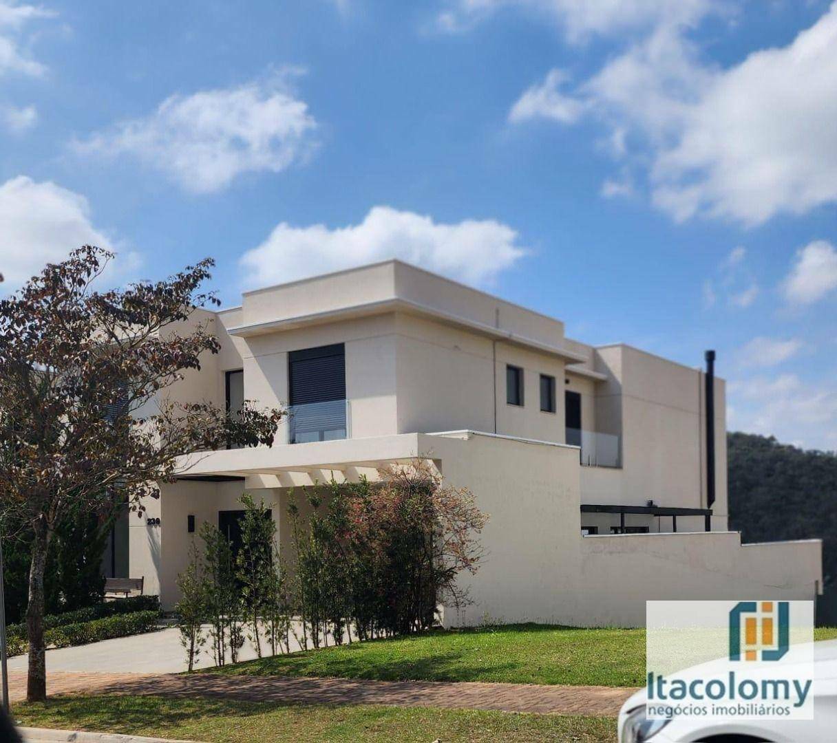 Casa de Condomínio à venda com 4 quartos, 440m² - Foto 2