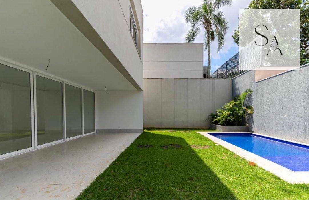 Casa de Condomínio à venda com 4 quartos, 525m² - Foto 3